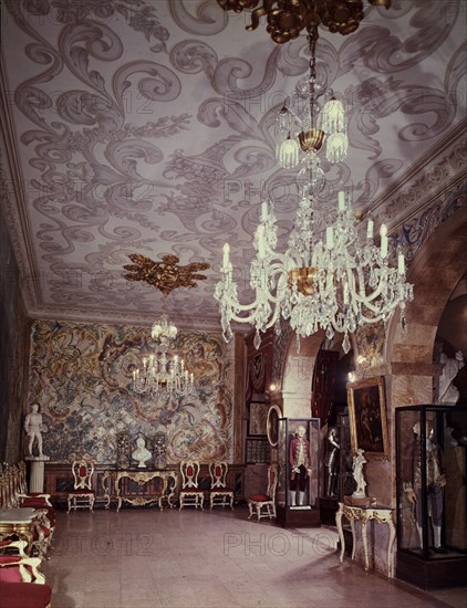 SALA DE MARIA ANTONIETA
VALENCIA, MUSEO CERAMICA GONZALEZ MARTI
VALENCIA