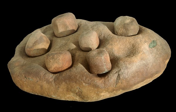 MORTERO PARA TRITURAR Y EXTRAER METAL-S VIII AC-PROC RIO TINTO(HUELVA)
SEVILLA, MUSEO ARQUEOLOGICO
SEVILLA

This image is not downloadable. Contact us for the high res.