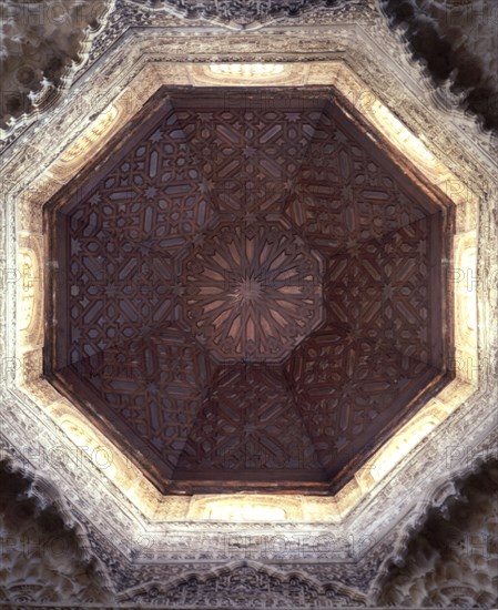 CUPULA
GRANADA, ALHAMBRA-TORRE DE LAS INFANTAS
GRANADA