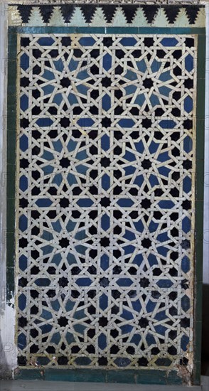 PANEL DE ALICATADOS NAZARI-S XIII-CON ALMENAS ESCALONADAS
GRANADA, ALHAMBRA-CUARTO STO DOMINGO
GRANADA
