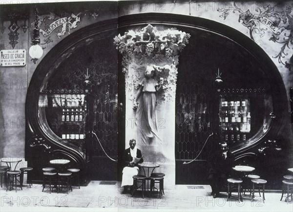 HªCATALUÑA-FOTOGRAFIA-FACHADA DEL CAFE TORINO-1910-SIG 5/44883
MADRID, BIBLIOTECA NACIONAL
MADRID

This image is not downloadable. Contact us for the high res.