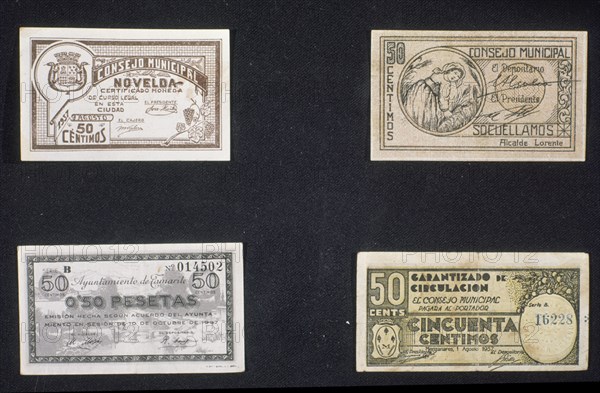 Série de billets émis par des Conseils Municipaux