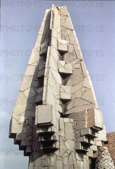 GAUDI ANTONI 1852-1926
VISTA DE UNA CHIMENES DEL PALACIO GUELL
BARCELONA, PALACIO GUELL
BARCELONA

This image is not downloadable. Contact us for the high res.