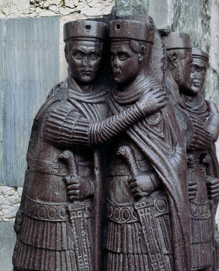LOS TETRARCAS S IV O EMPERADORES COLEGAS DE DIOCLECIANO
VENECIA, BASILICA DE SAN MARCOS
ITALIA

This image is not downloadable. Contact us for the high res.