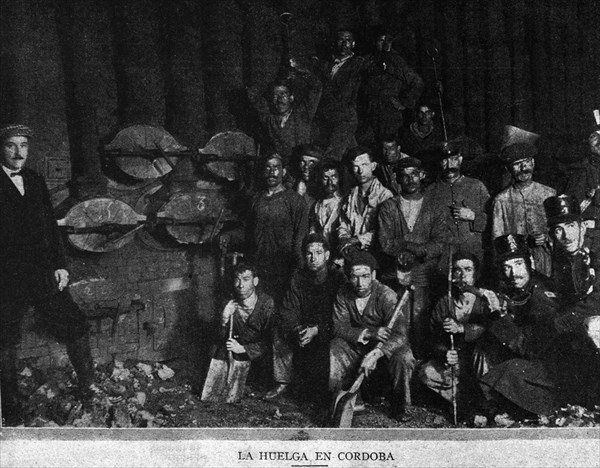 ABC 1919 MARINOS DE LA  ARMADA SUSTITUYEN A OBREROS
MADRID, HEMEROTECA MUNICIPAL
MADRID

This image is not downloadable. Contact us for the high res.