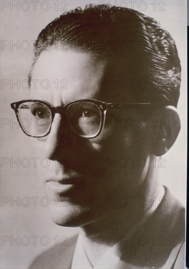 JOSE LUIS CANO

This image is not downloadable. Contact us for the high res.