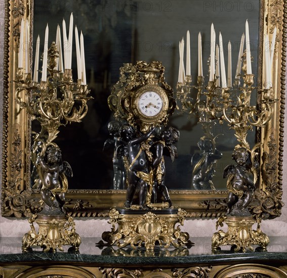 RELOJ Y CANDELABROS ESTILO LUIS XV S XVIII
MADRID, MINISTERIO HACIENDA
MADRID