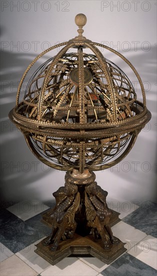 SANTUCCI ANTONIO
ESFERA ARMILAR-PROC FLORENCIA 1582-REPRESENTA ESFERA CELESTE SEGUN SISTEMA DE TOLOMEO
SAN LORENZO DEL ESCORIAL, MONASTERIO-BIBLIOTECA
MADRID