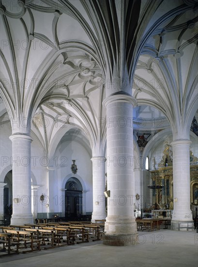 INTERIOR EN DIAGONAL HACIA EL ALTAR MAYOR
EL TOBOSO, IGLESIA PARROQUIAL
TOLEDO

This image is not downloadable. Contact us for the high res.