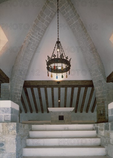 INTERIOR (ESCALERA AL ALTER)
RONCESVALLES, CAPILLA SANCTI SPIRITUS
NAVARRA

This image is not downloadable. Contact us for the high res.