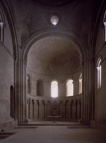 IGLESIA - PRESBITERIO
LOARRE, CASTILLO
HUESCA

This image is not downloadable. Contact us for the high res.