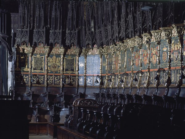 CORO  DETALLE DEL RINCON: ESCUDOS DE LA ORDEN DEL TOISON
BARCELONA, CATEDRAL
BARCELONA