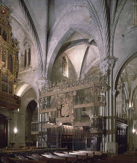 CRUCERO VISTA HACIA LA REJA DEL PRESBITERIO
ORIHUELA, CATEDRAL
ALICANTE