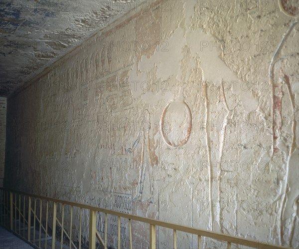 TEMPLO RAMSES IV - PASADIZO DE ENTRADA
TEBAS, VALLE DE LOS REYES
EGIPTO