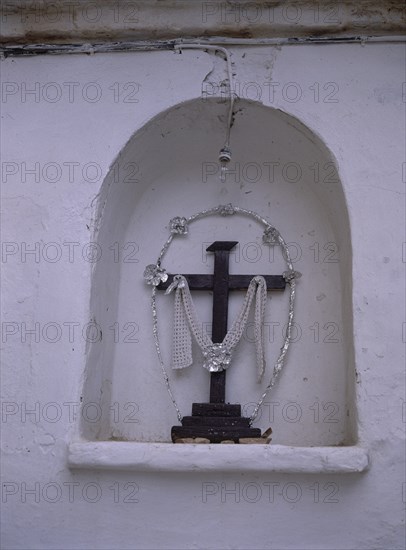IGL PARROQUIAL-ORNACINA CON CRUCIFIJO
MOGUER, EXTERIOR
HUELVA

This image is not downloadable. Contact us for the high res.