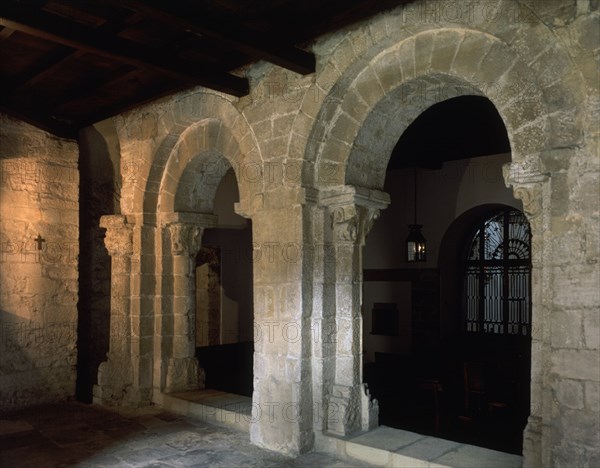 CLAUSTRO  ULTIMA PARTE ANTIGUA.FUNDADO EN S IX POR ALFONSO II,PERO LO MAS ANTIGUO CONSERVADO ES DEL 
OVIEDO, MONASTERIO DE SAN PELAYO
ASTURIAS

This image is not downloadable. Contact us for the high res.