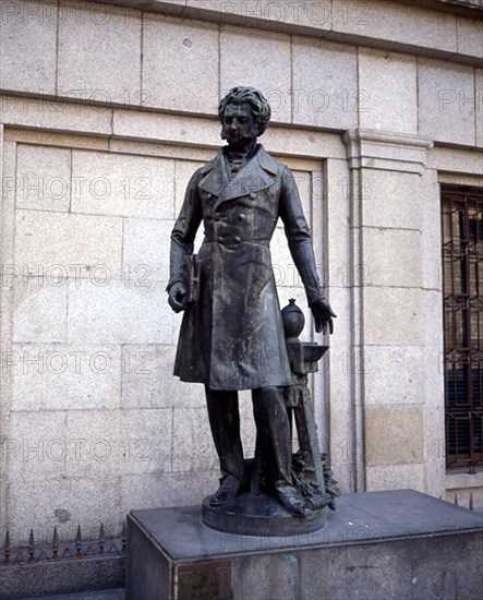 ESTATUA-MARQUES DE LOS PONTEJOS (1790-1840) PLAZA DESCALZAS
MADRID, EXTERIOR
MADRID

This image is not downloadable. Contact us for the high res.