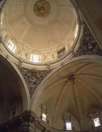 CUPULA
ELCHE, BASILICA DE SANTA MARIA
ALICANTE

This image is not downloadable. Contact us for the high res.