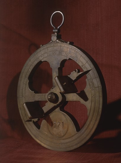 ASTROLABIO NAUTICO DE 1571
MADRID, MUSEO NAVAL
MADRID