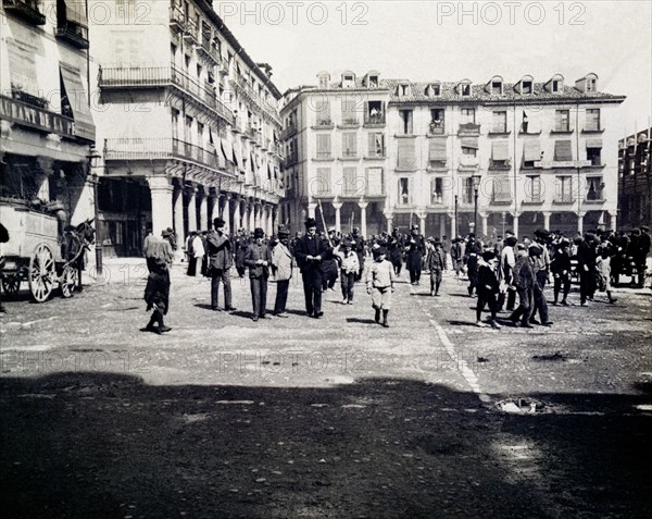 PLAZA MAYOR DE VALLADOLID HACIA 1930