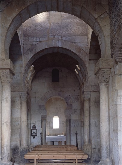 INTERIOR HACIA LA CABECERA-VISIGODO SIGLO VII
PROVINCIA, IGLESIA DE SAN PEDRO NAVE
ZAMORA

This image is not downloadable. Contact us for the high res.