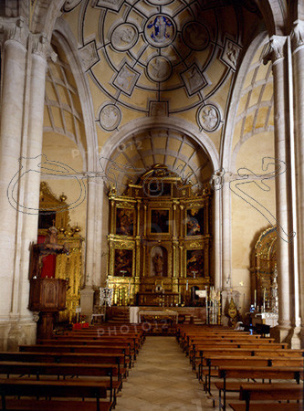 INTERIOR HACIA LA CABECERA
ARACENA, IGLESIA DE LA ASUNCION
HUELVA

This image is not downloadable. Contact us for the high res.