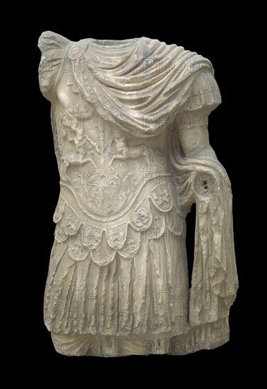 TORSO SUPUESTO TRAJANO (TORACATO) ITALICA SG II
SEVILLA, MUSEO ARQUEOLOGICO
SEVILLA

This image is not downloadable. Contact us for the high res.