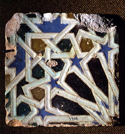 AZULEJO GRANADINO DE CUERDA SECA - HACIA 1500
GRANADA, MUSEO ARQUEOLOGICO/C CASTRIL
GRANADA