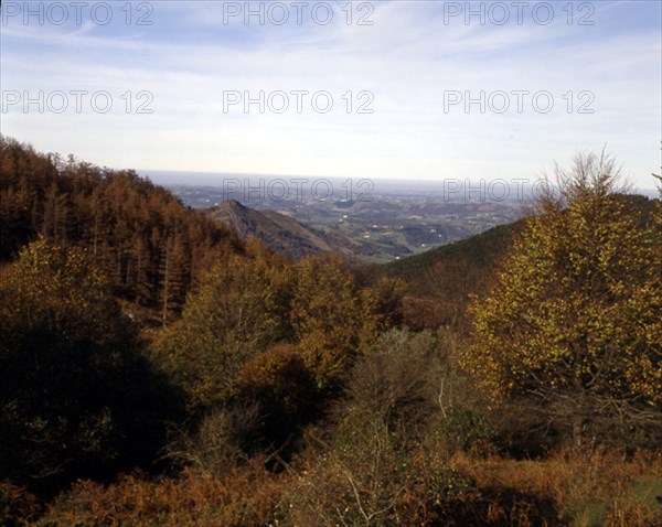 VISTA DE FRANCIA DESDE EL VALLE DE BAZTAN
BAZTAN VALLE, EXTERIOR
NAVARRA