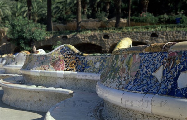 JUJOL J Mª Y GAUDI A
BANCO SERPENTEANTE-DETALLE DE CERAMICAS
BARCELONA, PARQUE GÜELL
BARCELONA

This image is not downloadable. Contact us for the high res.