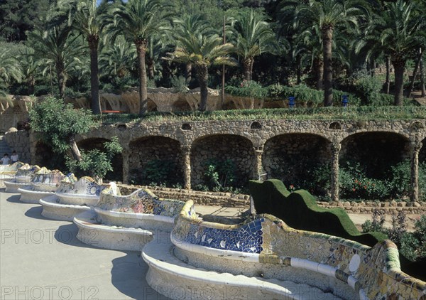 JUJOL J Mª Y GAUDI A
PARQUE GUELL - VISTA DEL BANCO SERPENTEANTE EN LA GRAN PLAZA - 1900/1914
BARCELONA, PARQUE GÜELL
BARCELONA

This image is not downloadable. Contact us for the high res.