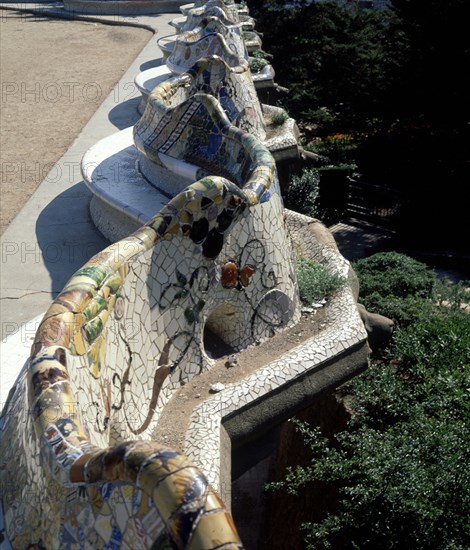 JUJOL J Mª Y GAUDI A
GRAN PLAZA-LADO DEL BANCO SERPENTEANTE
BARCELONA, PARQUE GÜELL
BARCELONA

This image is not downloadable. Contact us for the high res.