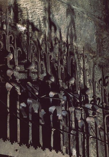 REJA DEL S XIV DEL PANTEON REAL-DETALLE
LEYRE, MONASTERIO SAN SALVADOR
NAVARRA

This image is not downloadable. Contact us for the high res.