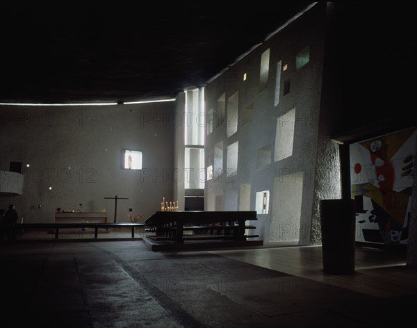 CORBUSIER LE 1887/1965
INTERIOR HACIA LA CABECERA
RONCHAMP, CAPILLA PEREGRINOS
FRANCIA

This image is not downloadable. Contact us for the high res.