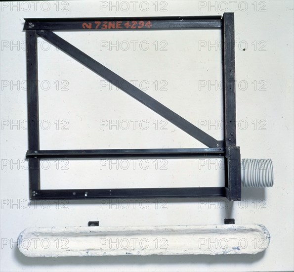 COLOMER JORDI
GRAN DOMESTIC-1987-HIERRO Y VARIOS-195X190X48 CMS

This image is not downloadable. Contact us for the high res.