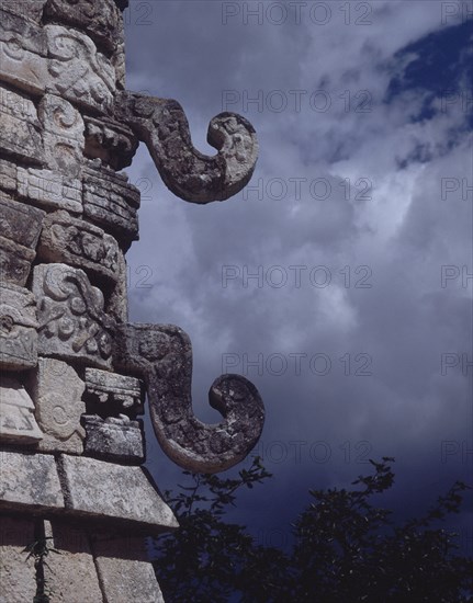 DET DE LAS COLAS DE SERPIENTES-TOLTE
CHICHEN ITZA, TEMPLO DE LOS GUERREROS
MEXICO