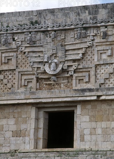 Façade du Palais du Gouverneur (détail)