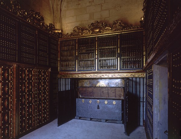 SALA DE INCUNABLES CON EL ARCA DE LOS CAUDALES UNIVERSITARIO
SALAMANCA, UNIVERSIDAD BIBLIOTECA
SALAMANCA

This image is not downloadable. Contact us for the high res.