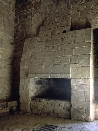 CHIMENEA DE LA COCINA -
AGUILAR DEL CAMPOO, MONASTERIO SANTA MARIA LA REAL
PALENCIA