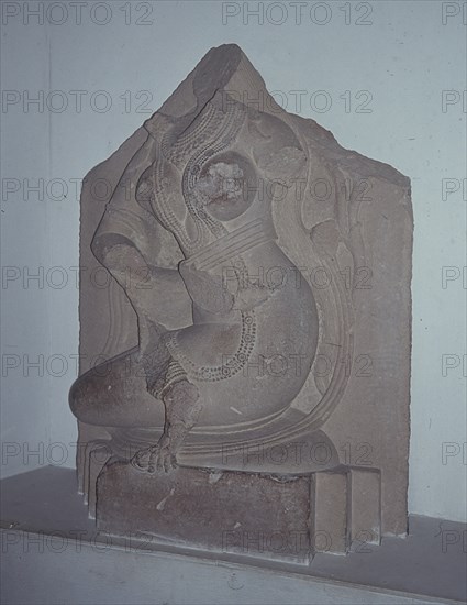 RELIEVE EN PIEDRA DE TORSO DE BAILARINA.S X-XI-INFL CANDELLA
SARNATH, MUSEO
INDIA

This image is not downloadable. Contact us for the high res.