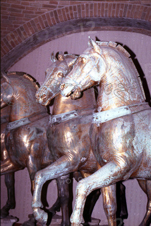 DET DE 2 DE LOS 4 FAMOSOS CABALLOS-SE CREEN OBRA GRIEGA
VENECIA, MUSEO SAN MARCOS
ITALIA

This image is not downloadable. Contact us for the high res.