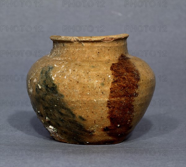 ORZA CALIFAL MELADA Y PINTADA CON OXIDO DE COBRE Y DE MANGANES-S X OMEYA
PROVINCIA, MEDINA AZAHARA-MUSEO
CORDOBA