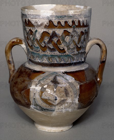 JARRA DE CUERDA SECA PARCIAL-PROCEDE ALCAZABA DE MALAGA-S XII-XIII-AL-ANDALUS
MALAGA, MUSEO ARQUEOLOGICO
MALAGA