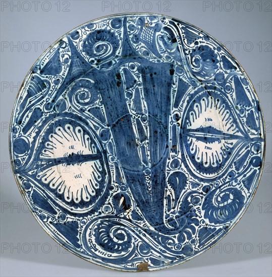 PLATO TUROLENSE CON ATAURIQUES-S XV-"Y" ALUSIVA JUAN II ARAGON
MADRID, INSTITUTO VALENCIA DE DON JUAN
MADRID
