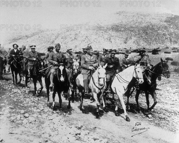 FOTOGRAF-MIGUEL PRIMO DE RIVERA CON FCO FRANCO EN LA CAMPAÑA MARRUECOS 1921

This image is not downloadable. Contact us for the high res.