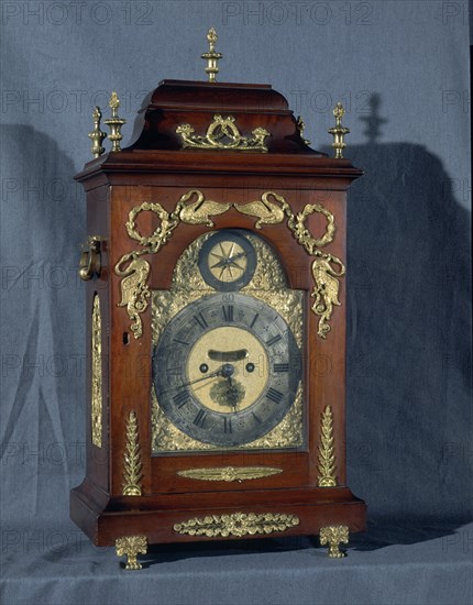 WINDMILLS THOMAS
RELOJ DE CONSOLA-LONDRES-S XVIII-65X30 CM-MADERA,BRONCE,LATON Y CRISTAL
MADRID, BANCO HIPOTECARIO
MADRID

This image is not downloadable. Contact us for the high res.