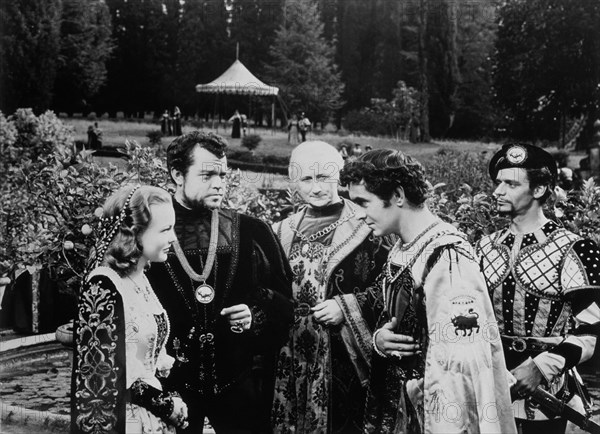 ESCENA"EL PRINCIPE DE LOS ZORROS"POR ORSON WELLES,WANDA HENDRIX-20TH CENTURY

This image is not downloadable. Contact us for the high res.