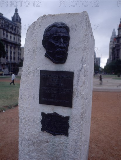 MONUMENTO CONMEMORATIVO AL GENERAL DON JOSE SAN MARTIN
BUENOS AIRES, EXTERIOR
ARGENTINA