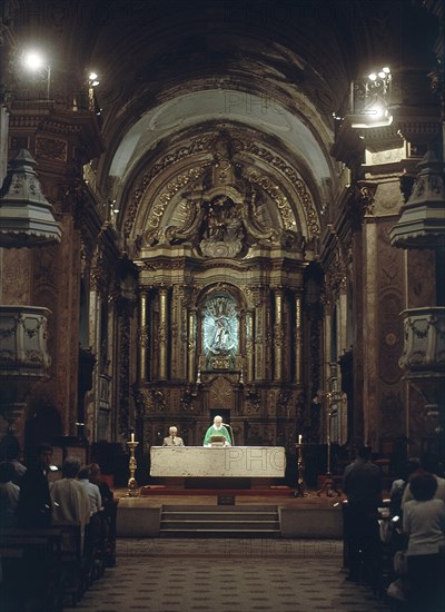 INTERIOR-NAVE PRINCIPAL CON SACERDOTE OFICIANDO MISA
BUENOS AIRES, CABILDO
ARGENTINA

This image is not downloadable. Contact us for the high res.