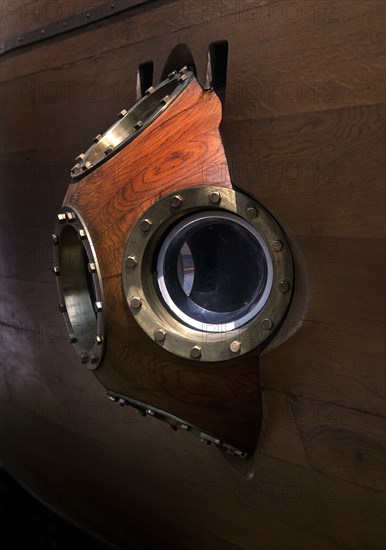 MONTURIOL NARCISO 1819/85
SUBMARINO DE MONTURIOL-DET PARTE SUPERIOR CON OJO DE BUEY PARA LA VISION
BARCELONA, EXTERIOR
BARCELONA

This image is not downloadable. Contact us for the high res.